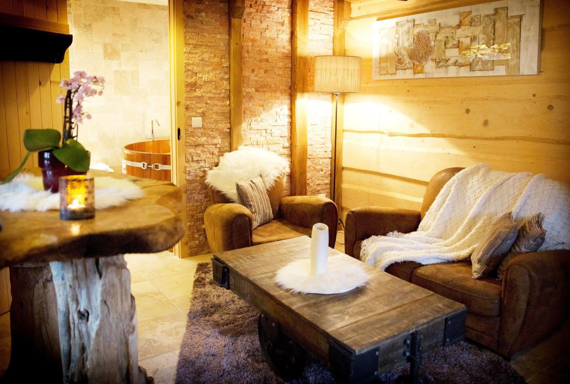 Domaine Du Haut Jardin Hotel & Chalets Spa Prive Rehaupal ภายนอก รูปภาพ