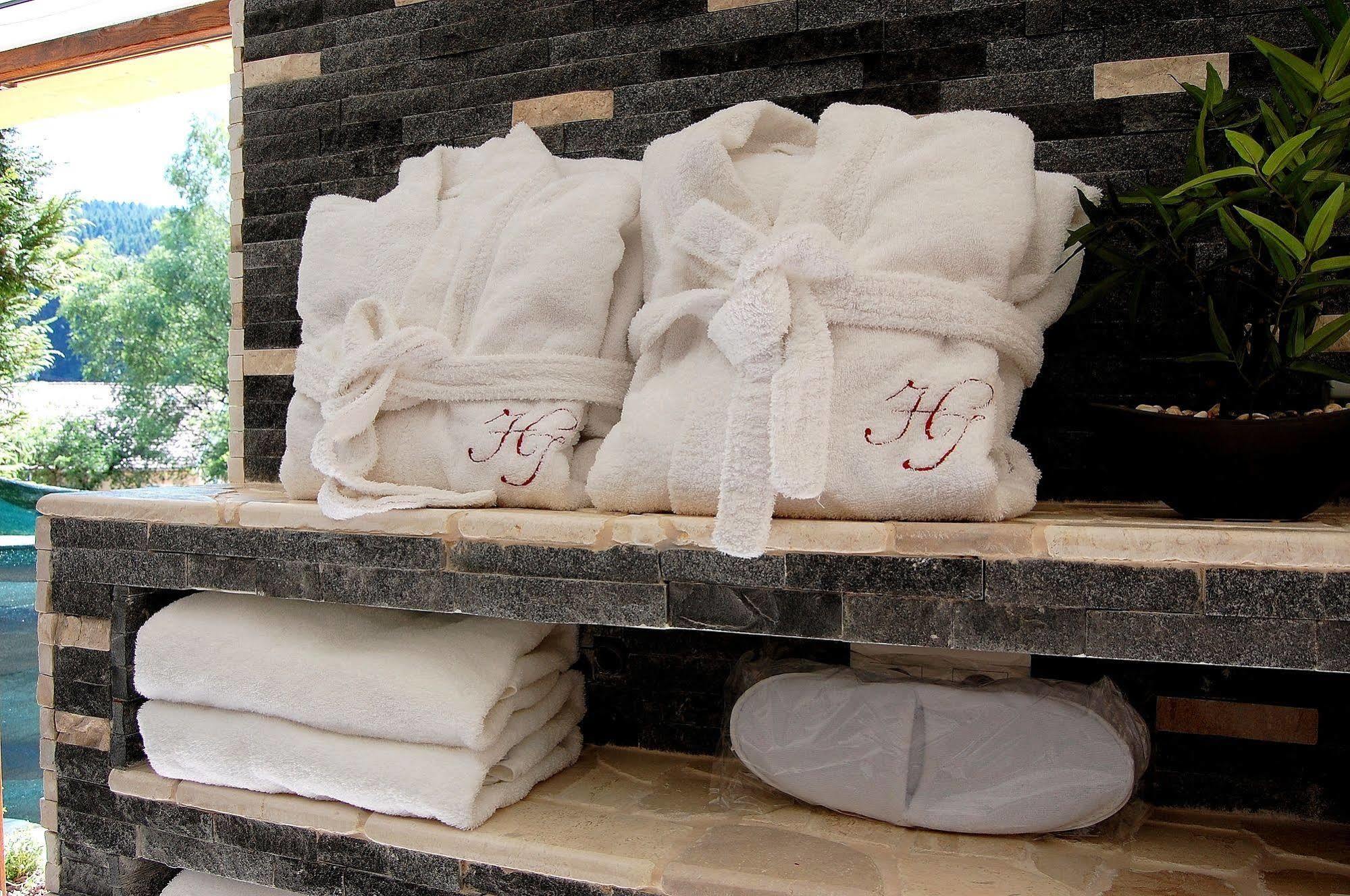 Domaine Du Haut Jardin Hotel & Chalets Spa Prive Rehaupal ภายนอก รูปภาพ